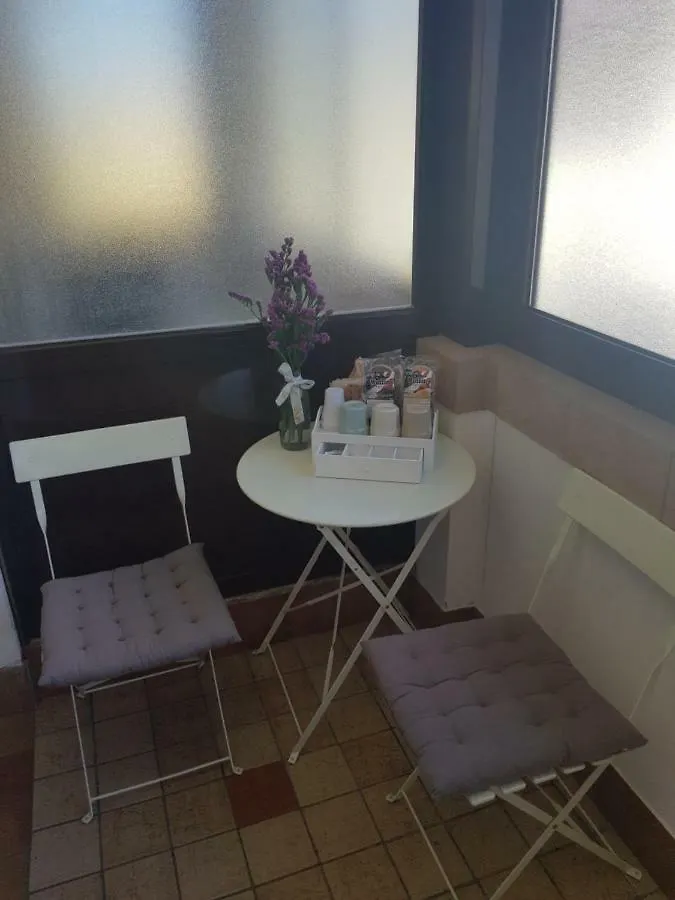 B&B Del Lago Ispra Konukevi